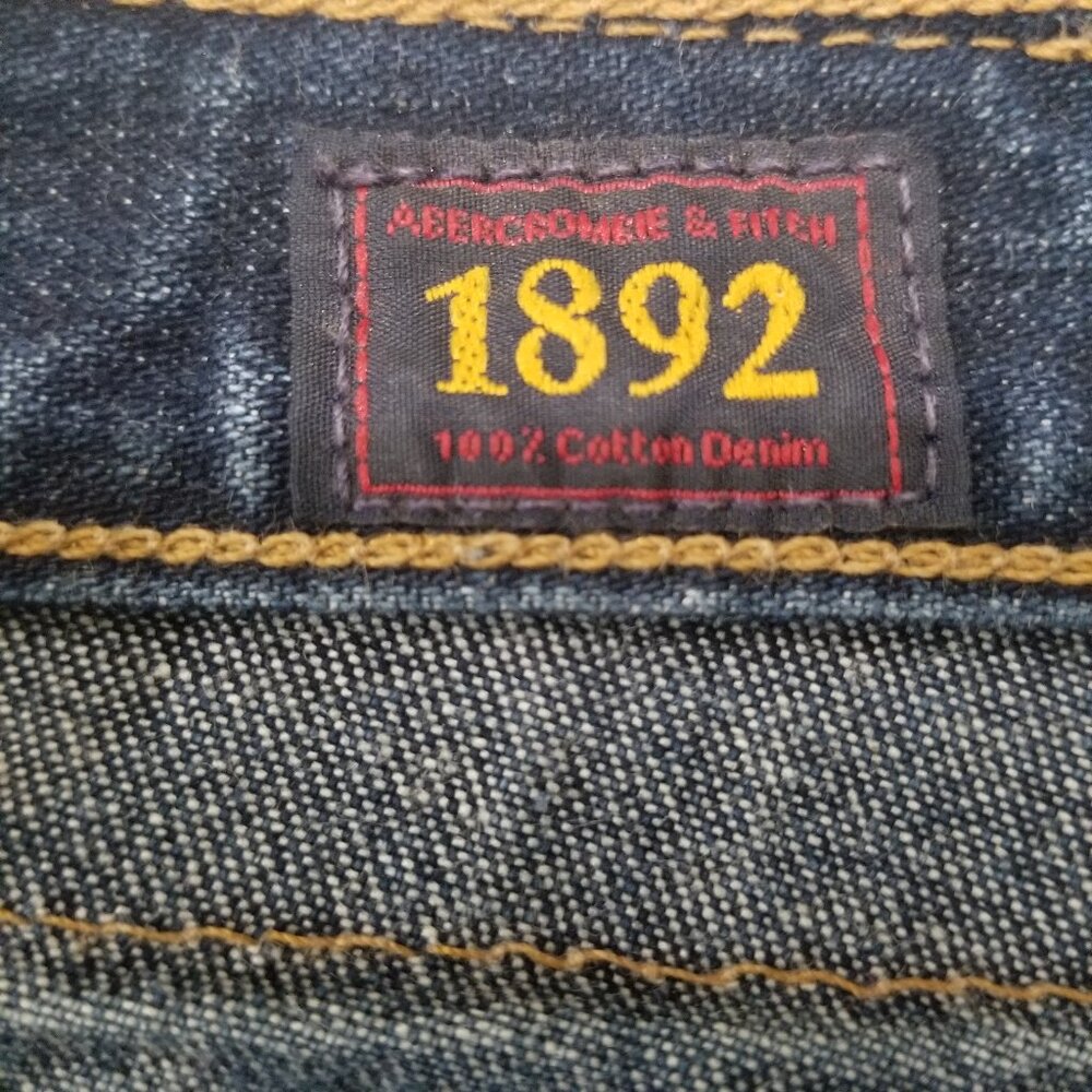 Abercrombie & Fitch boot-cut jeans, size 4 regular - Picture 9 of 9